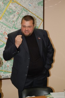 Депутата Вячеслав Ванеев выступает против незаконного межевания Москвы
